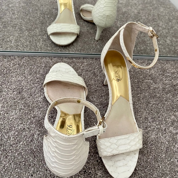 Michael Kors Jet Set 6 Kristen Sandal Heel US 8 - Picture 3 of 10